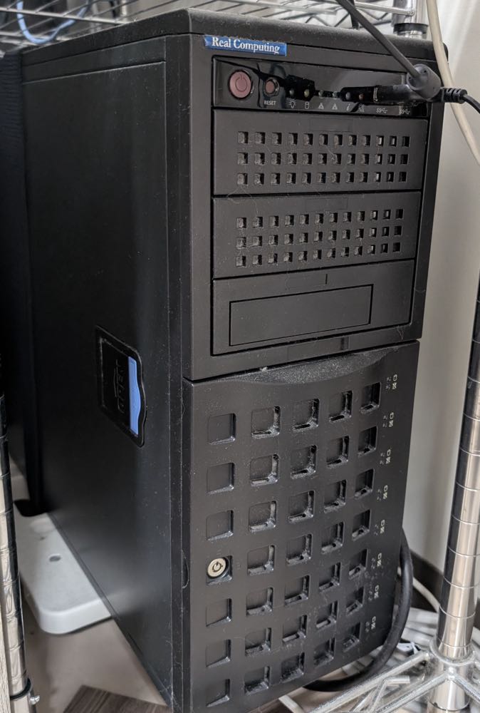 クライオ電子顕微鏡画像解析ワークステーション